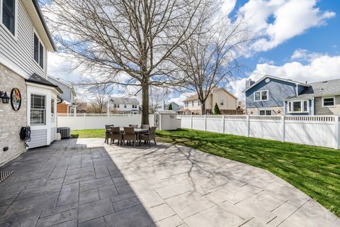 Tiny photo for 16624 Manchester Street, Tinley Park, IL 60477 (MLS # 12612197)