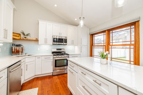 Tiny photo for 16624 Manchester Street, Tinley Park, IL 60477 (MLS # 12612197)