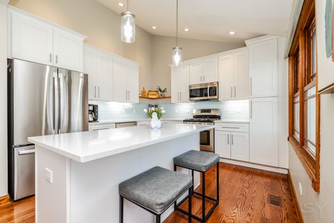 Tiny photo for 16624 Manchester Street, Tinley Park, IL 60477 (MLS # 12612197)