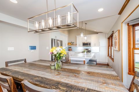 Tiny photo for 16624 Manchester Street, Tinley Park, IL 60477 (MLS # 12612197)