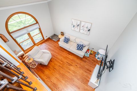 Tiny photo for 16624 Manchester Street, Tinley Park, IL 60477 (MLS # 12612197)