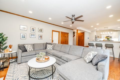 Tiny photo for 16624 Manchester Street, Tinley Park, IL 60477 (MLS # 12612197)