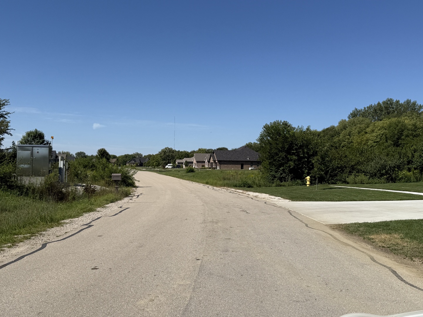 3325 Country Club Lane