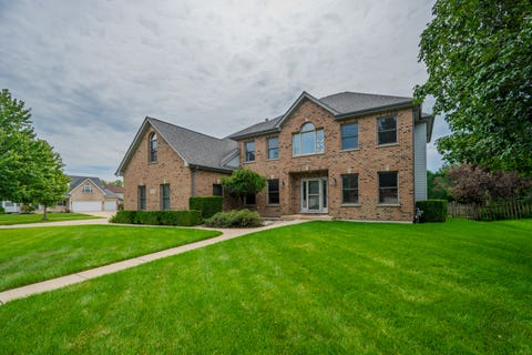 Photo of 24701 Hanover Court, Plainfield, IL 60585 (MLS # 12737741)