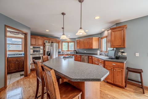 Tiny photo for 24701 Hanover Court, Plainfield, IL 60585 (MLS # 12737741)