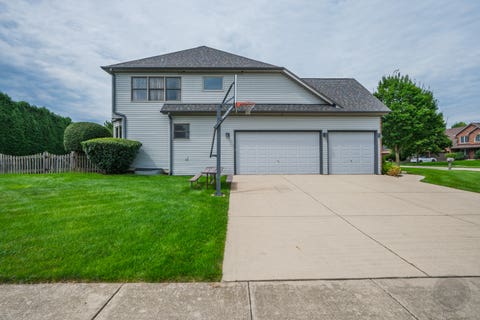 Tiny photo for 24701 Hanover Court, Plainfield, IL 60585 (MLS # 12737741)