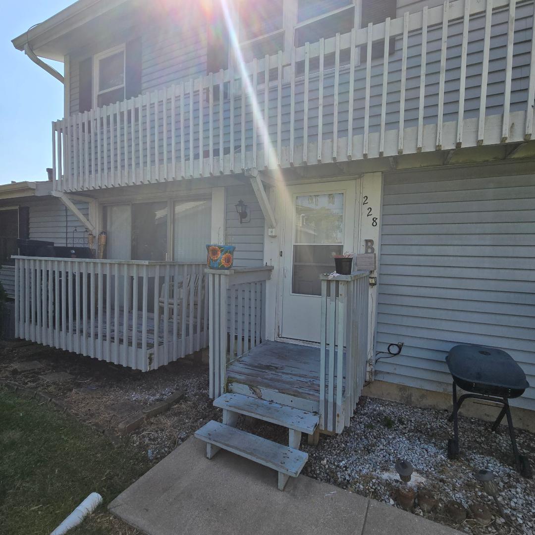 228 ELKHORN Court B