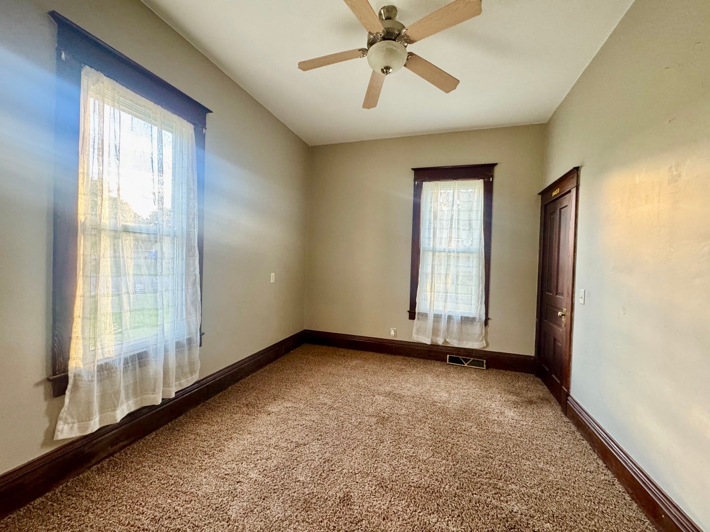 609 NW 3rd Street