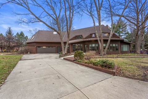 Tiny photo for 2402 N Nottingham Court, Champaign, IL 61821 (MLS # 12545397)