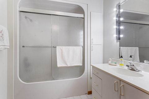 Tiny photo for 2402 N Nottingham Court, Champaign, IL 61821 (MLS # 12545397)