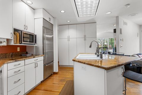 Tiny photo for 2402 N Nottingham Court, Champaign, IL 61821 (MLS # 12545397)