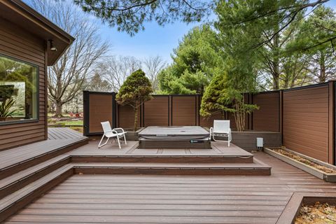 Tiny photo for 2402 N Nottingham Court, Champaign, IL 61821 (MLS # 12545397)