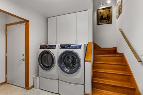 Tiny photo for 2402 N Nottingham Court, Champaign, IL 61821 (MLS # 12545397)