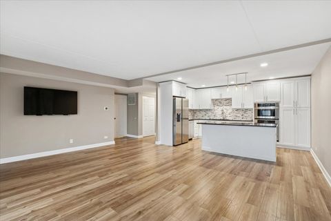 Tiny photo for 1301 N Western Avenue #211, Lake Forest, IL 60045 (MLS # 12520569)