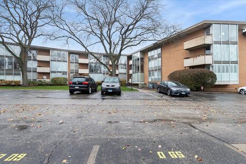 Tiny photo for 1301 N Western Avenue #211, Lake Forest, IL 60045 (MLS # 12520569)