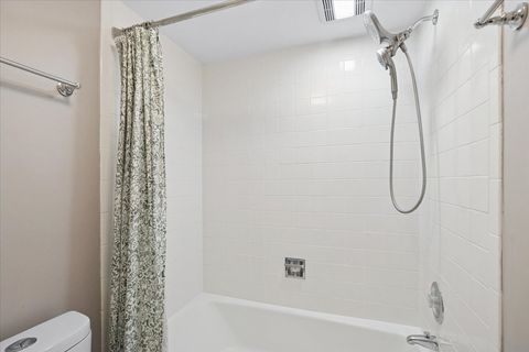 Tiny photo for 1301 N Western Avenue #211, Lake Forest, IL 60045 (MLS # 12520569)