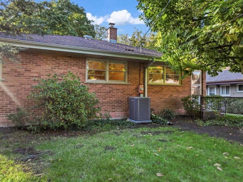 Tiny photo for 119 N Wille Street, Mount Prospect, IL 60056 (MLS # 12779122)