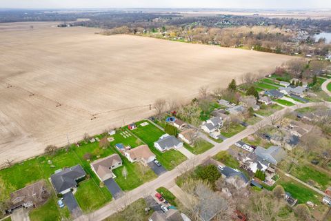 Tiny photo for 936 Suzy Street, Lake Holiday, IL 60548 (MLS # 12613831)