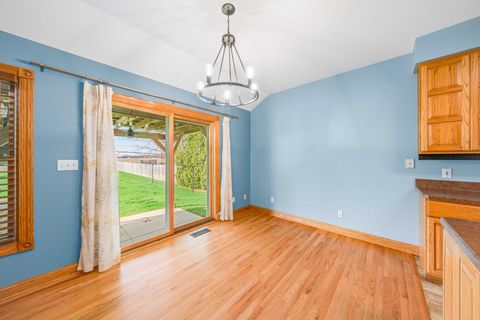 Tiny photo for 936 Suzy Street, Lake Holiday, IL 60548 (MLS # 12613831)