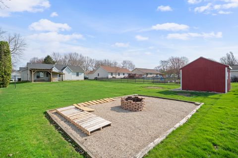 Tiny photo for 936 Suzy Street, Lake Holiday, IL 60548 (MLS # 12613831)