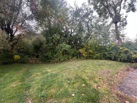Tiny photo for 135 Lotus Drive, Lakemoor, IL 60051 (MLS # 12498907)