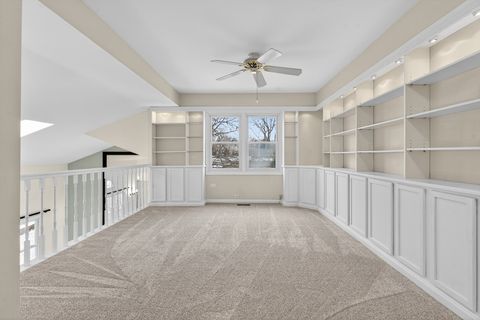 Tiny photo for 607 Wainsford Drive, Hoffman Estates, IL 60169 (MLS # 12544138)