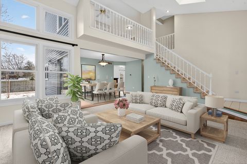 Tiny photo for 607 Wainsford Drive, Hoffman Estates, IL 60169 (MLS # 12544138)