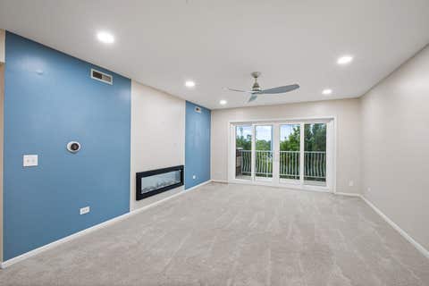 Tiny photo for 7081 W Touhy Avenue #607, Niles, IL 60714 (MLS # 12730628)