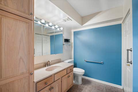 Tiny photo for 7081 W Touhy Avenue #607, Niles, IL 60714 (MLS # 12730628)