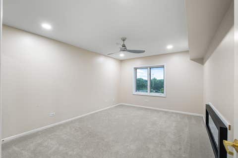 Tiny photo for 7081 W Touhy Avenue #607, Niles, IL 60714 (MLS # 12730628)