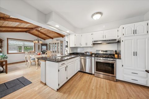 Tiny photo for 808 S Deborah Lane, Mount Prospect, IL 60056 (MLS # 12460504)