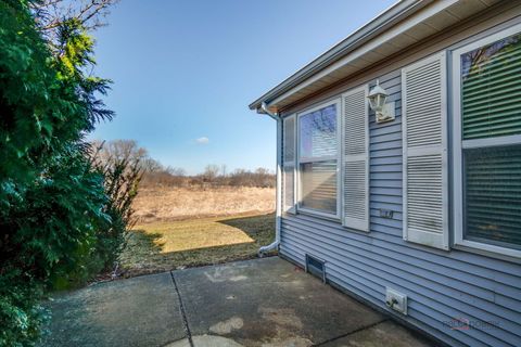Tiny photo for 2406 STALLION Court, Grayslake, IL 60030 (MLS # 12589354)