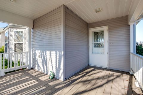 Tiny photo for 2406 STALLION Court, Grayslake, IL 60030 (MLS # 12589354)