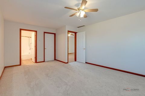 Tiny photo for 2406 STALLION Court, Grayslake, IL 60030 (MLS # 12589354)