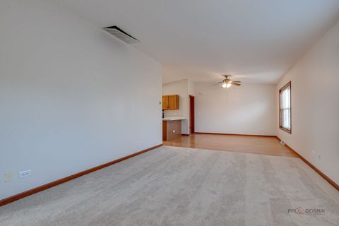 Tiny photo for 2406 STALLION Court, Grayslake, IL 60030 (MLS # 12589354)