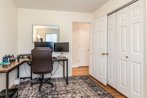 Tiny photo for 2002 W Norwood Drive, Carbondale, IL 62901 (MLS # 12557071)