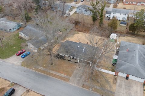 Tiny photo for 2002 W Norwood Drive, Carbondale, IL 62901 (MLS # 12557071)