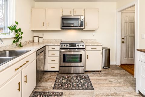 Tiny photo for 2002 W Norwood Drive, Carbondale, IL 62901 (MLS # 12557071)