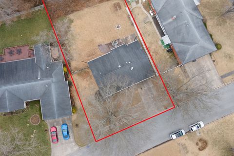 Tiny photo for 2002 W Norwood Drive, Carbondale, IL 62901 (MLS # 12557071)