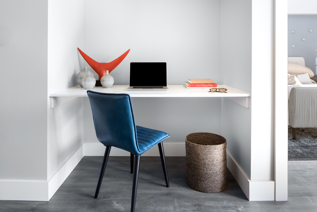 1640 W Division Street 707