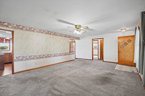 Tiny photo for 1211 W Clinton Avenue, Farmer City, IL 61842 (MLS # 12777985)