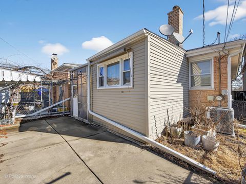 Tiny photo for 4506 N Oak Park Avenue, Harwood Heights, IL 60706 (MLS # 12565603)