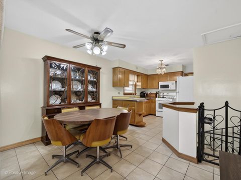 Tiny photo for 4506 N Oak Park Avenue, Harwood Heights, IL 60706 (MLS # 12565603)