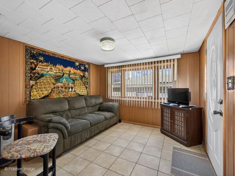 Tiny photo for 4506 N Oak Park Avenue, Harwood Heights, IL 60706 (MLS # 12565603)