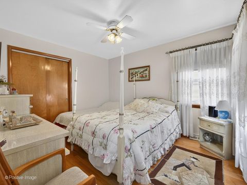 Tiny photo for 4506 N Oak Park Avenue, Harwood Heights, IL 60706 (MLS # 12565603)