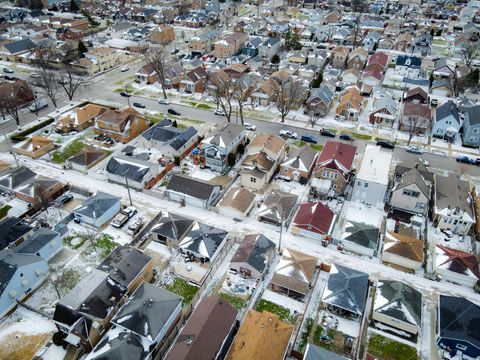 Tiny photo for 7424 W 57th Place, Summit, IL 60501 (MLS # 12597671)