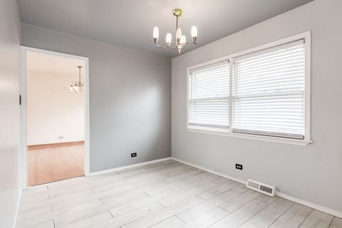 Tiny photo for 1047 Riverview Drive, South Holland, IL 60473 (MLS # 12391462)