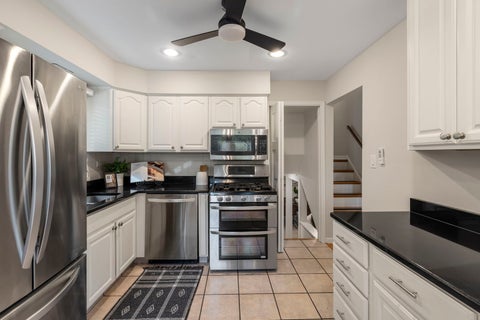 Tiny photo for 5860 Virginia Avenue, Clarendon Hills, IL 60514 (MLS # 12797708)