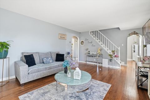 Tiny photo for 4039 Prairie Avenue, Schiller Park, IL 60176 (MLS # 12507010)