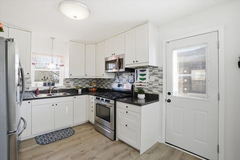 Tiny photo for 4039 Prairie Avenue, Schiller Park, IL 60176 (MLS # 12507010)